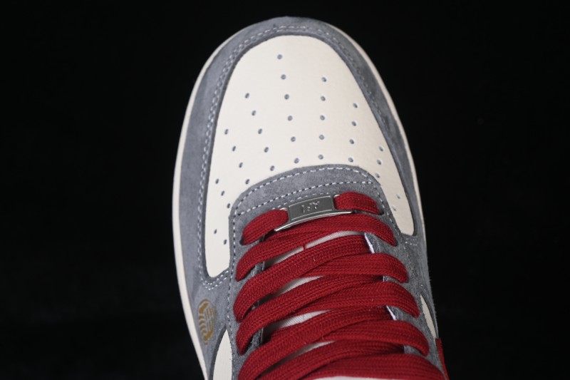 Nike Air Force 1 '07 Low Basketball Sneakers with Red and Navy Contrast - JP2026-153