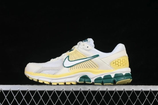 Nike Vomero 5 Retro Running Shoes with Mesh and Synthetic Overlays - FN8361-100