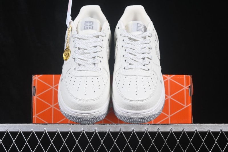 Nike Air Force 1 '07 Low Casual Skateboarding Shoes with Full-Length Air Cushion - WY0655-126