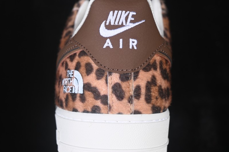 Nike Air Force 1 '07 Low Collaboration Casual Skateboarding Shoes with Full-Length Air Cushion - WY0655-118