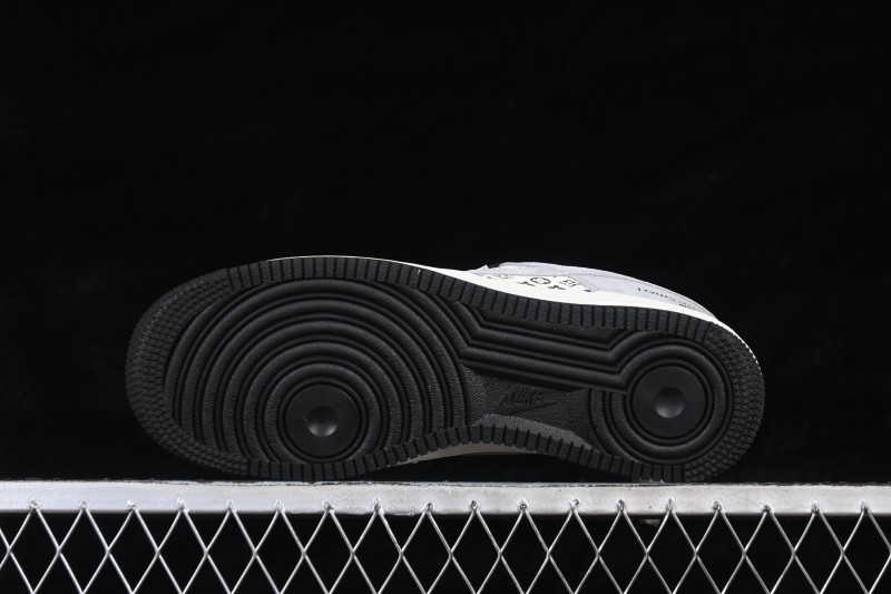 Nike Air Force 1 '07 Low Basketball Shoes with Classic Black White Grey Colorway - KG6699-F28