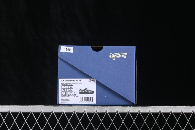 Vans Authentic 44 Low-Top Casual Skateboarding Shoes with Classic Canvas Upper - VN000EJC1KP
