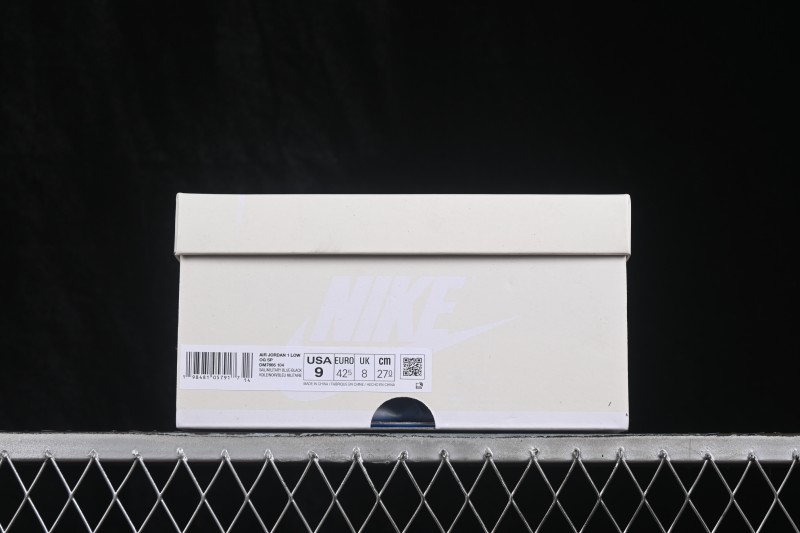 Nike Travis Scott x Air Jordan 1 Low OG Retro Sneakers with Reverse Swoosh Design - DM7866-104