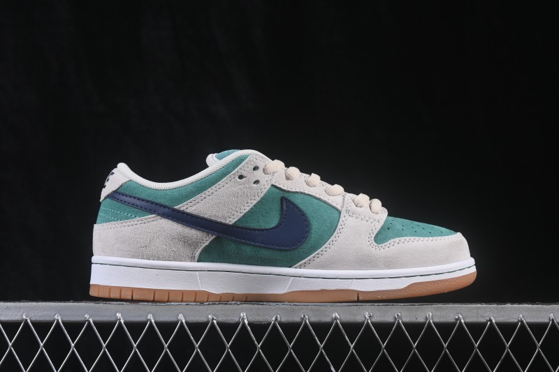 Nike SB Dunk Low Skateboarding Shoes with Cushioned Collar - HQ1625-300
