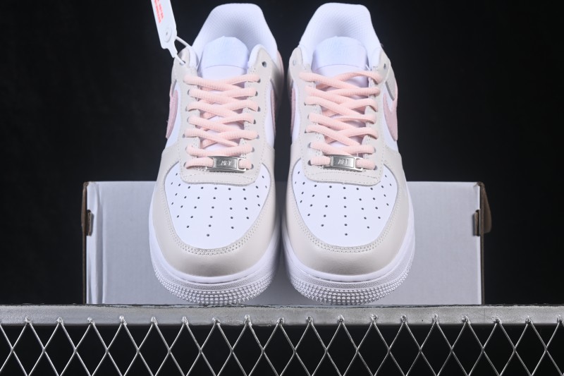 Nike Air Force 1 '07 Low Retro Basketball Shoes with Full-Length Air Cushion - IO7403-103