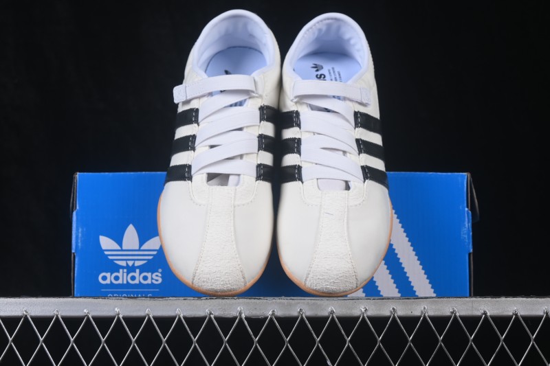Adidas Originals x Notitle Tokyo W KI3032 Collaboration Slim Low-Top Lifestyle Sneakers - KI3032