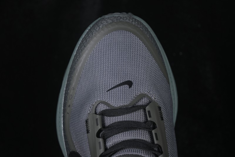 Nike Air Zoom Vomero 18 Running Shoes with Zoom Air Cushion - HQE98-008
